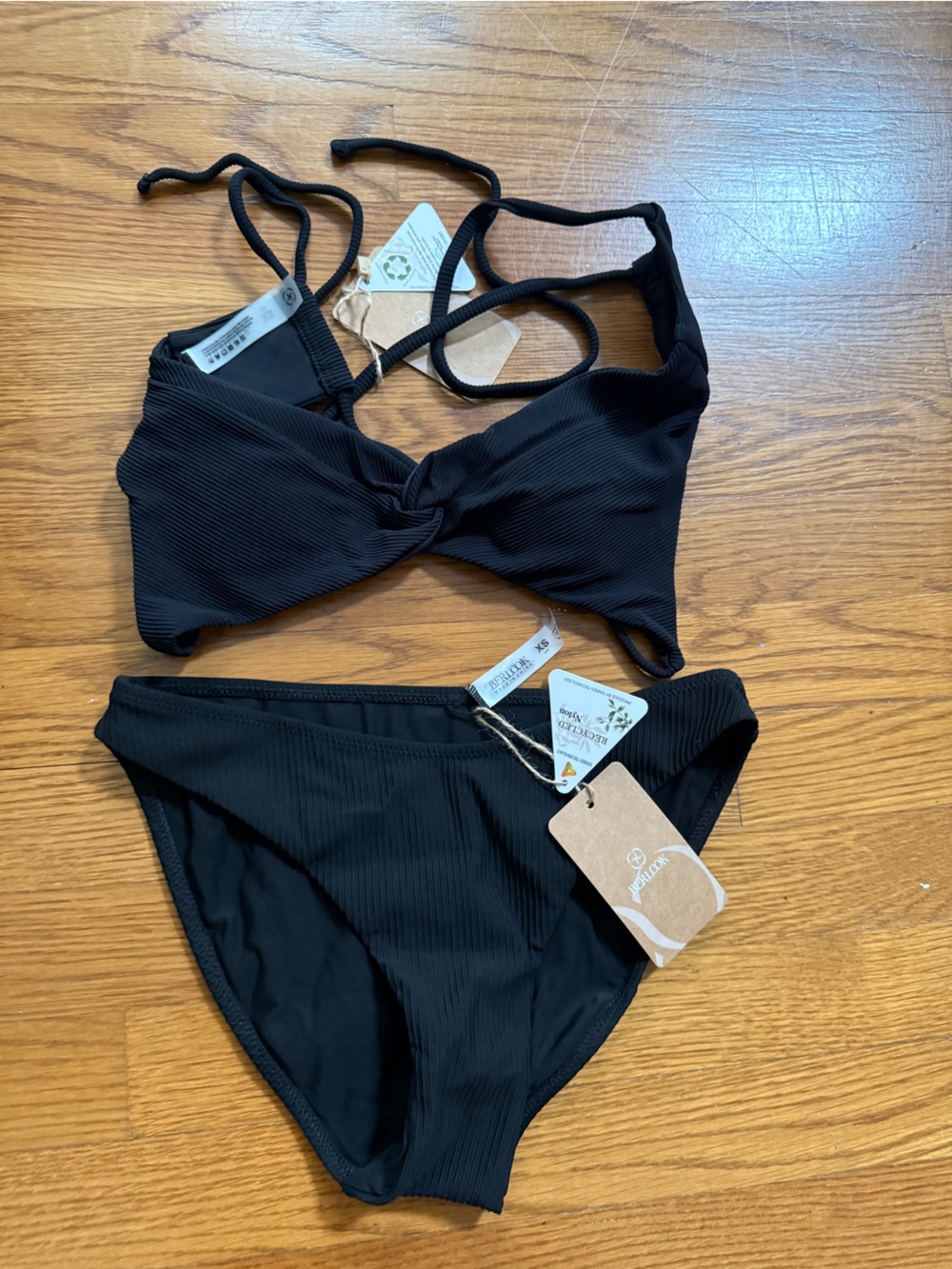 Black Ribbed Twist-Front Bikini Set - Adjustable Strappy Top & High-Cut Bottoms